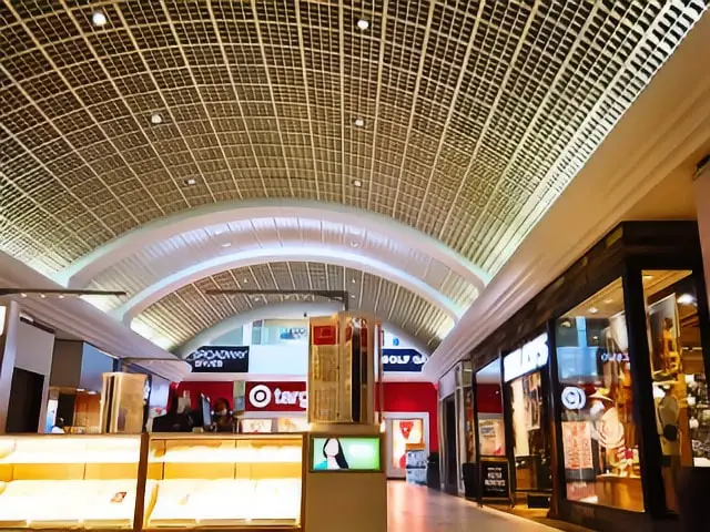 15 Best Shopping Malls And Outlets In Rhode Island 2024   Warwick Mall RI United States 