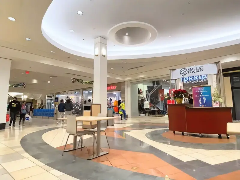 Mall at Fox Run