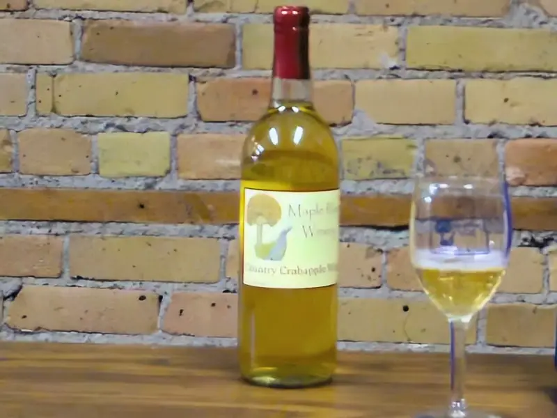 Country Crabapple Wine at Copper Beech Winery 